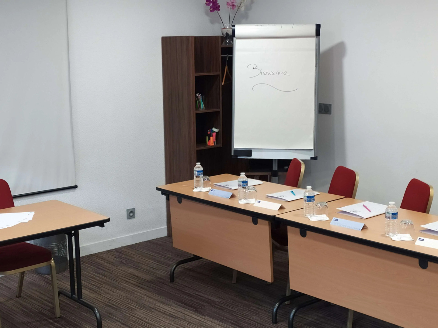 Kyriad Bordeaux - Mérignac Aéroport