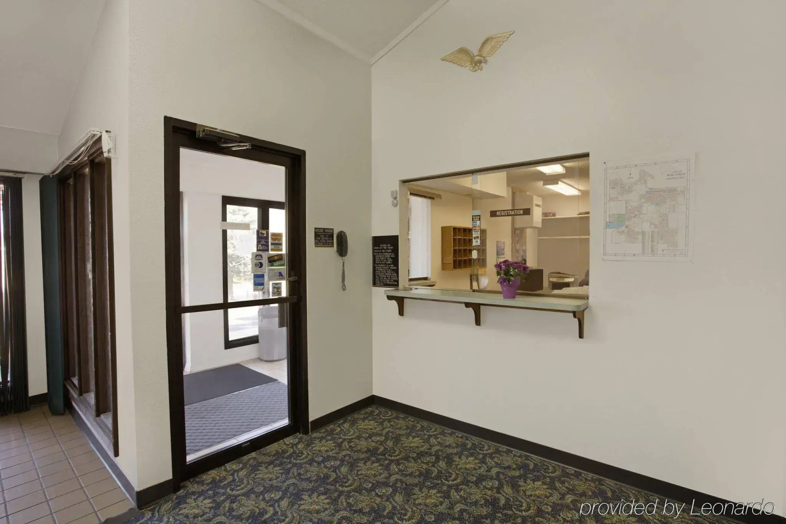 Waconia Inn and Suites