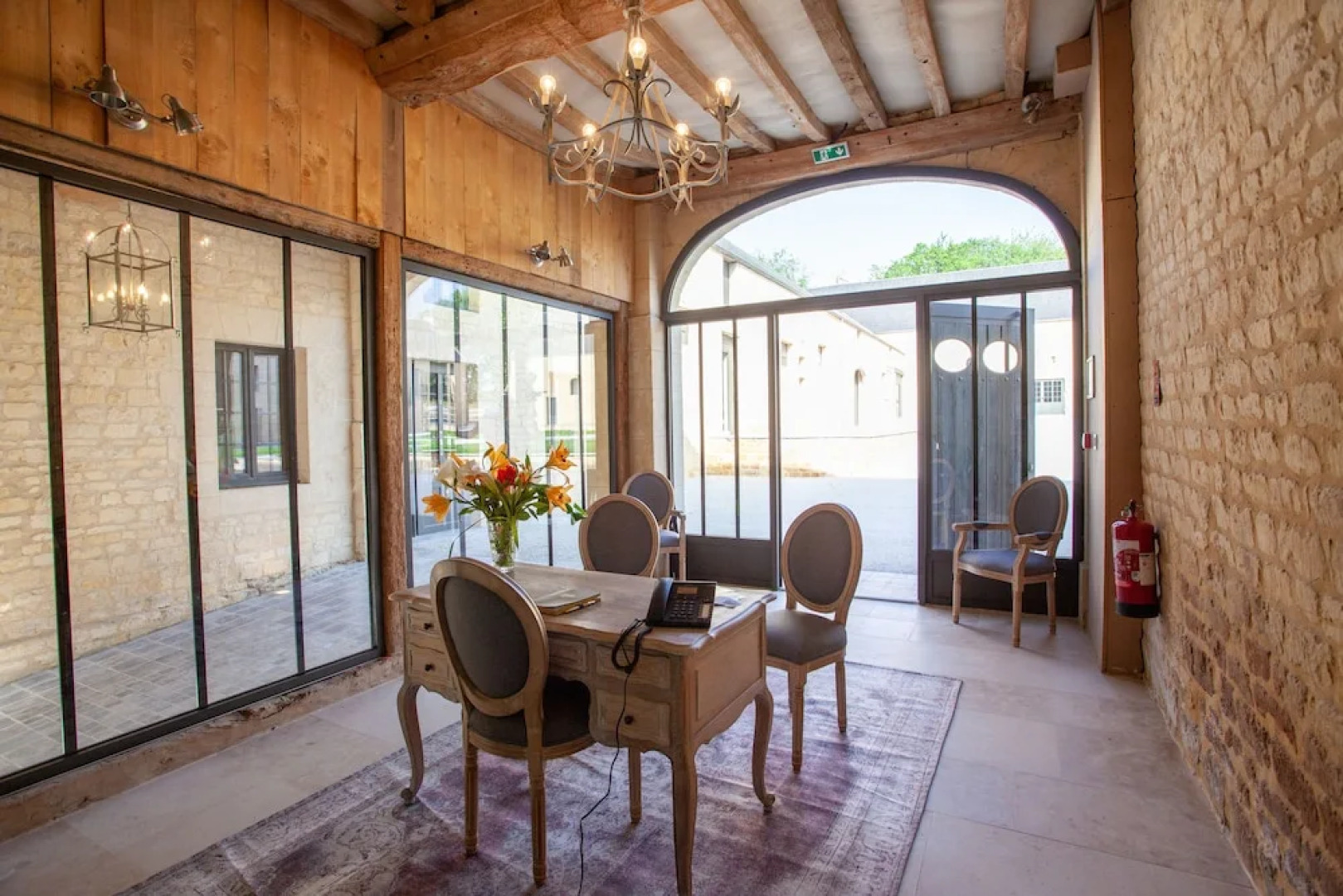 Domaine de la cour des lys Caen-Bayeux