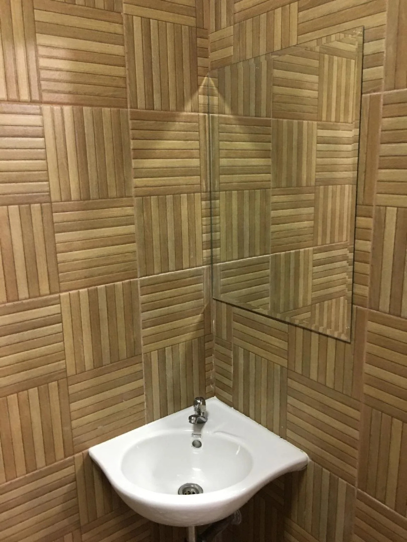 Papa Ji Hotel and Restaurant