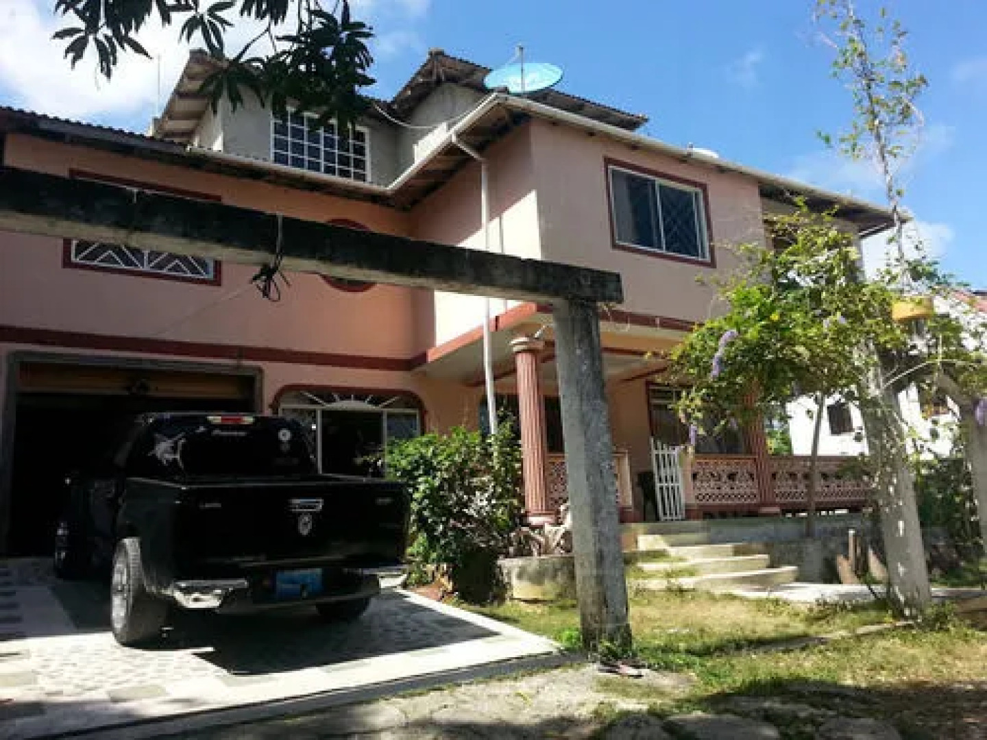 Posada Nativa Taylor Peterson