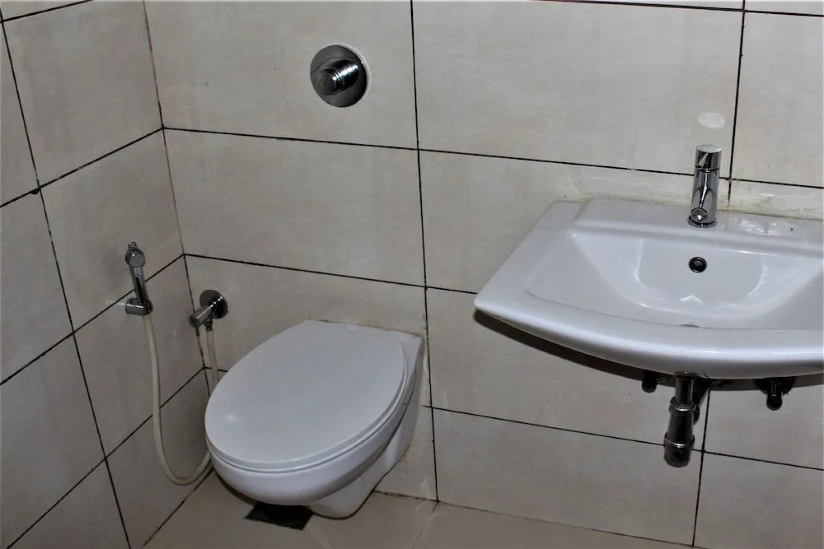 White Feather Toran Resort