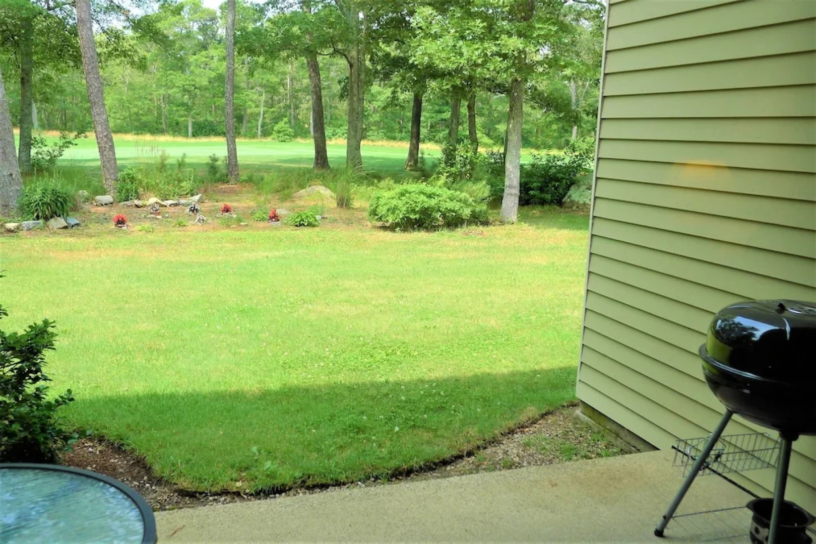 96 Eaton - 2 Bedroom Condo