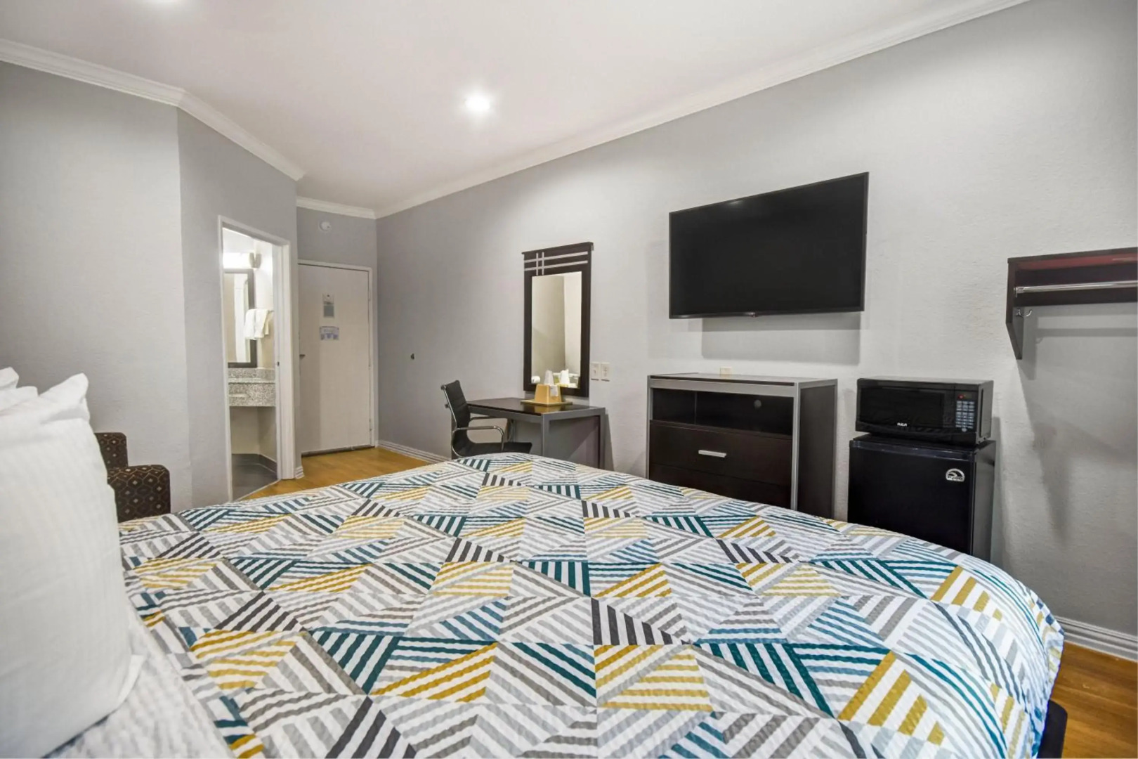 Motel 6 Humble, TX - Houston International Airport