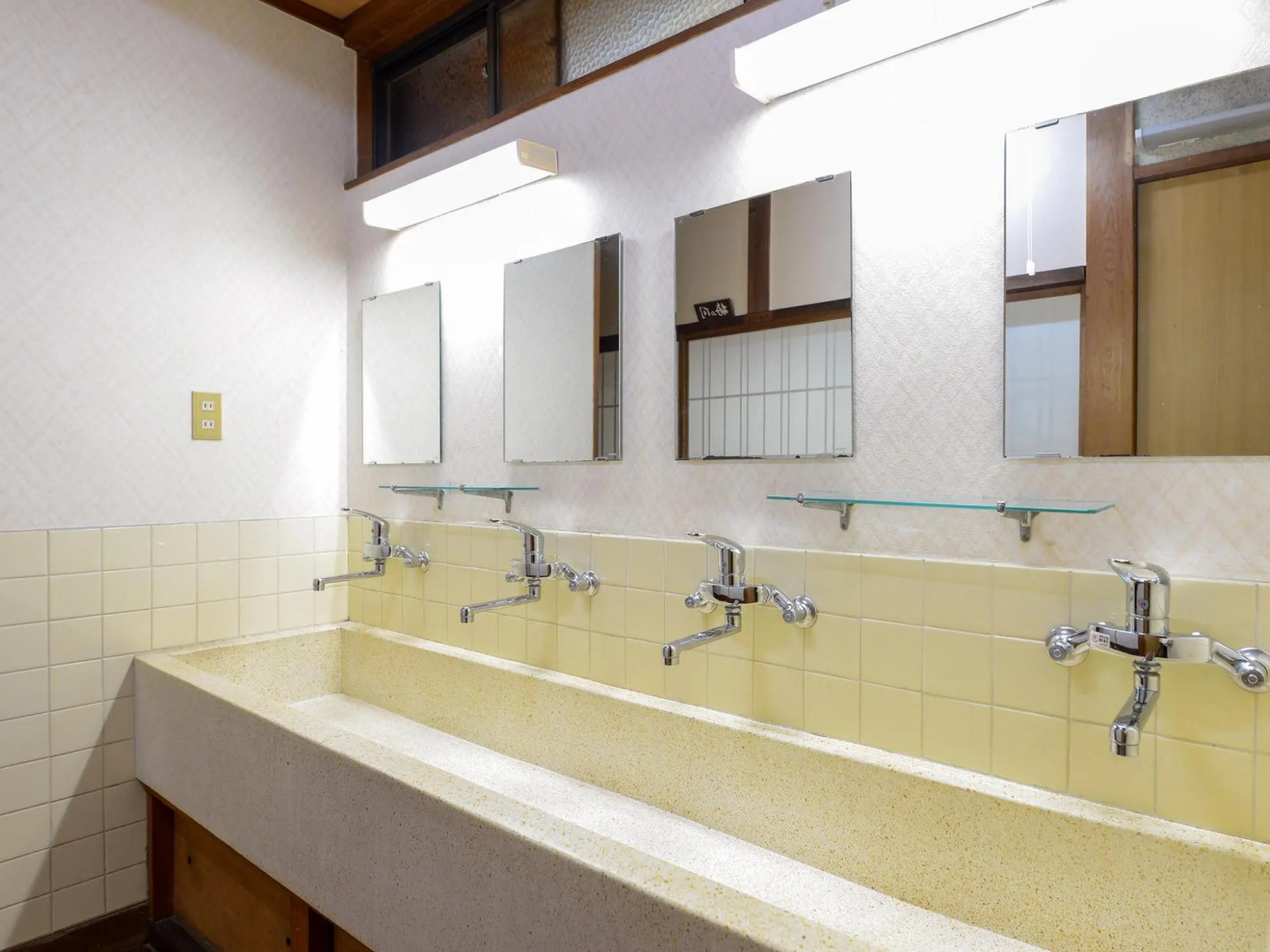 Ryokan Asahikan Hotel