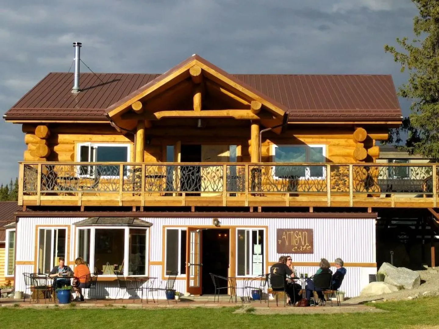 Tonglen Lake Lodge
