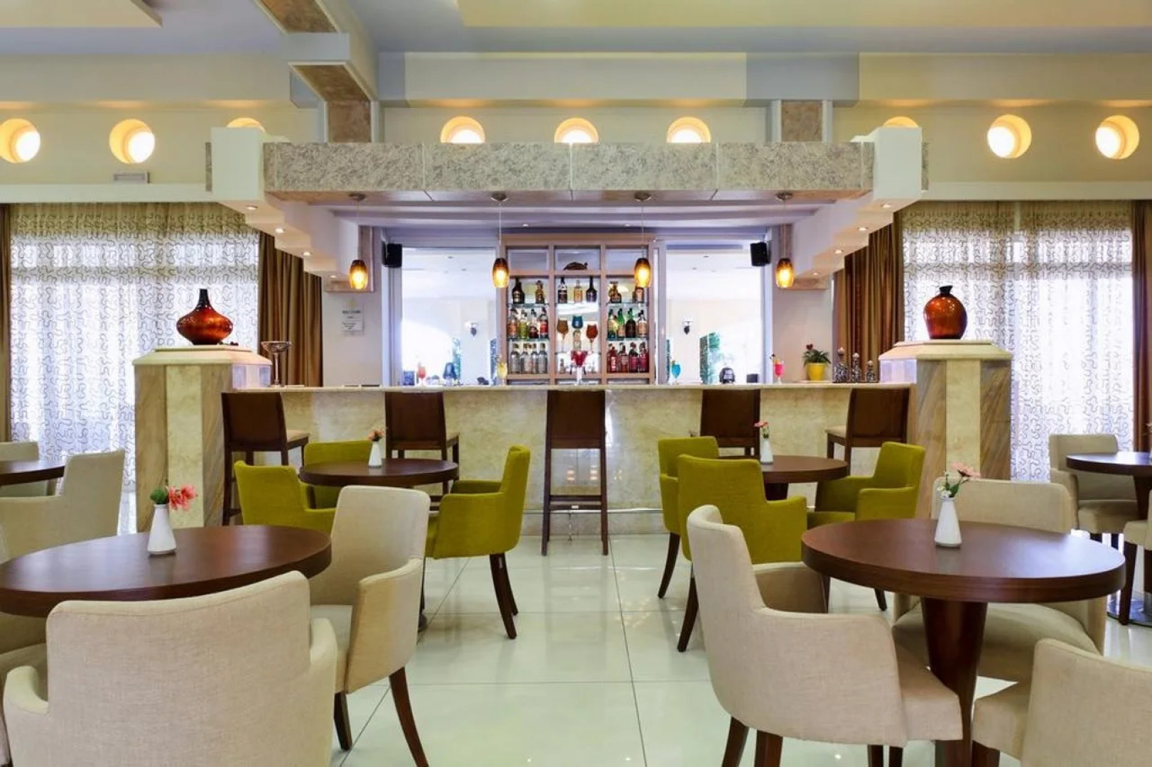 Отель Gaia Palace