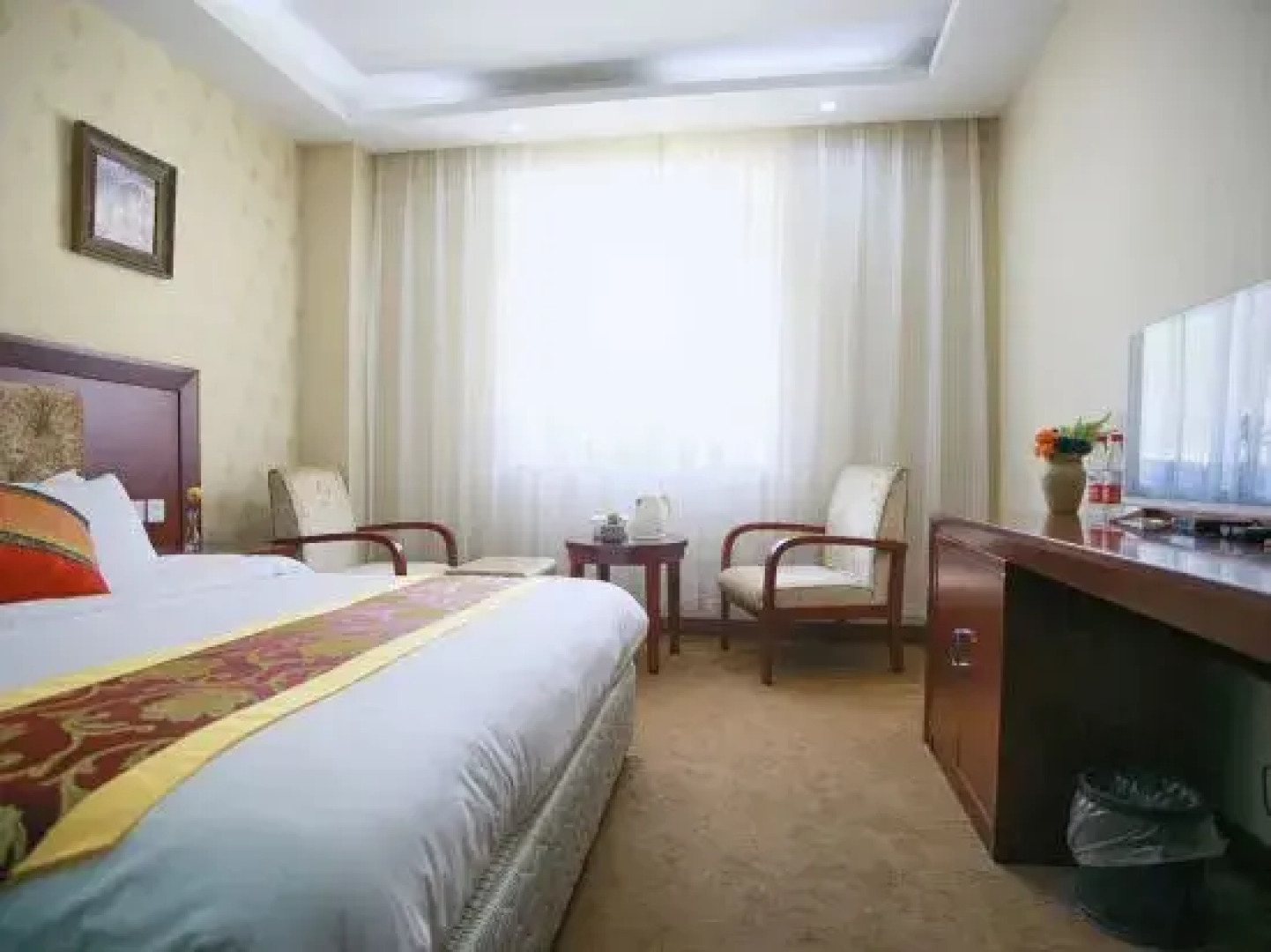 Daocheng Jingyang Hotel