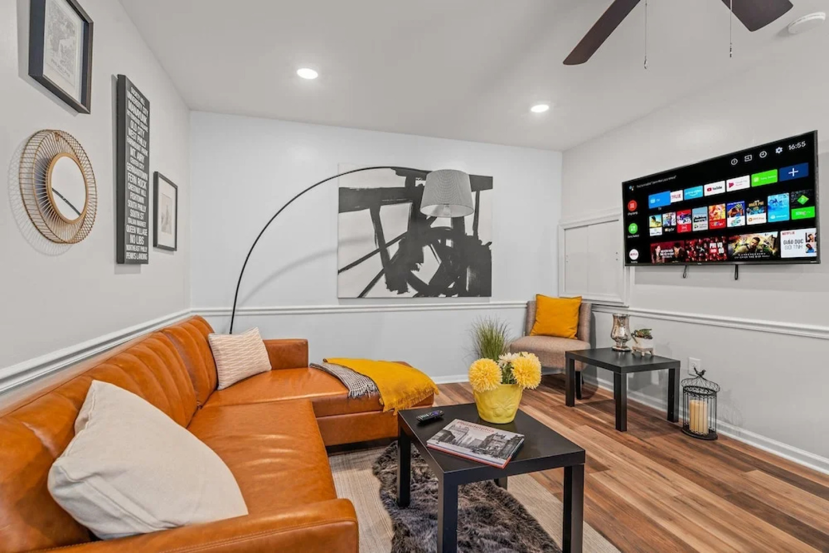 East Passyunk Trendy Apartment