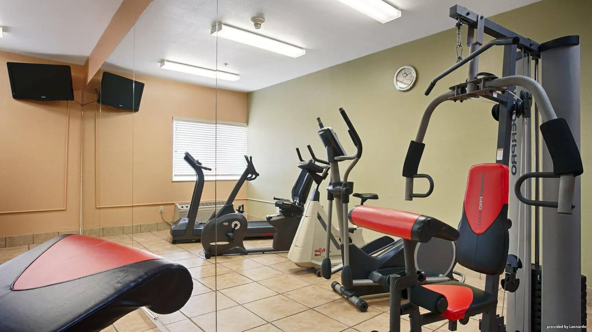 SureStay Plus Hotel by Best Western Topeka Northwest