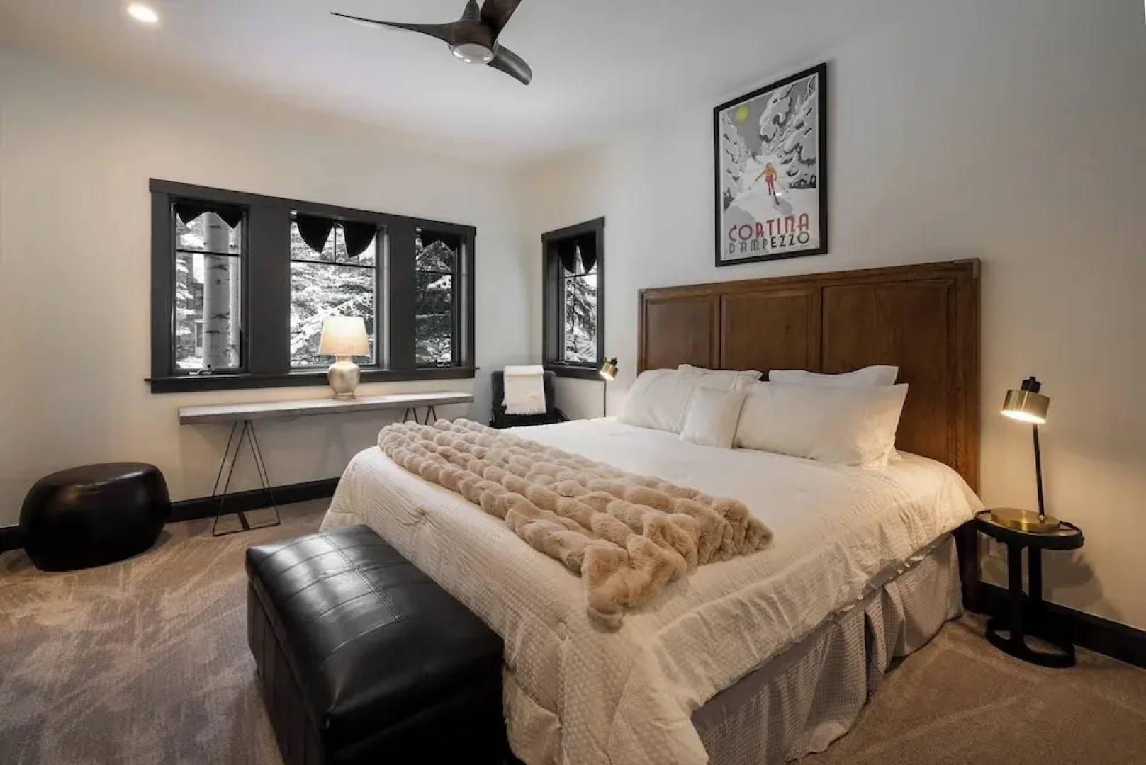 Ski-in/out Townhome w/ Hot Tub by Arrow Bahn Lift!