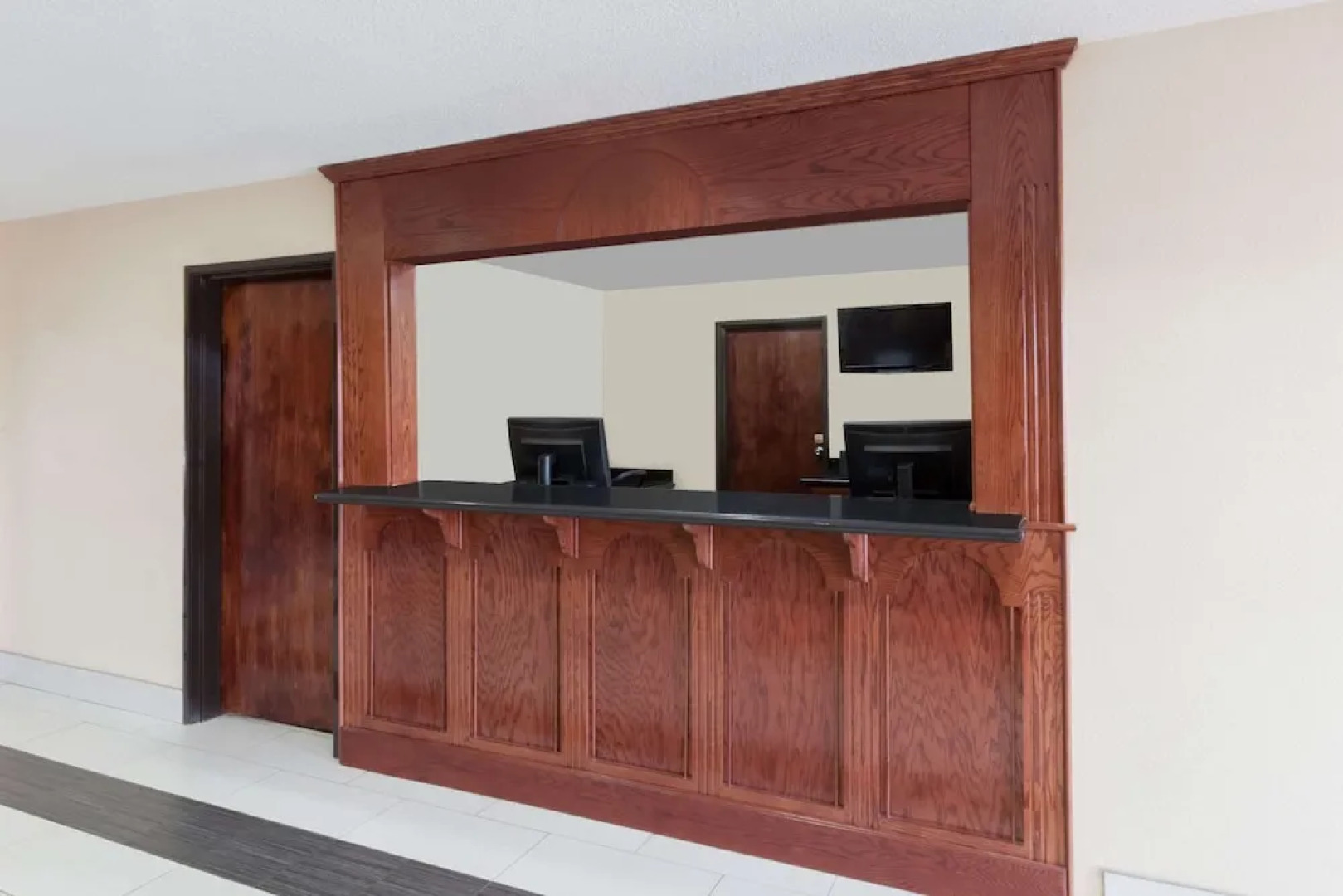 Super 8 Bowling Green South