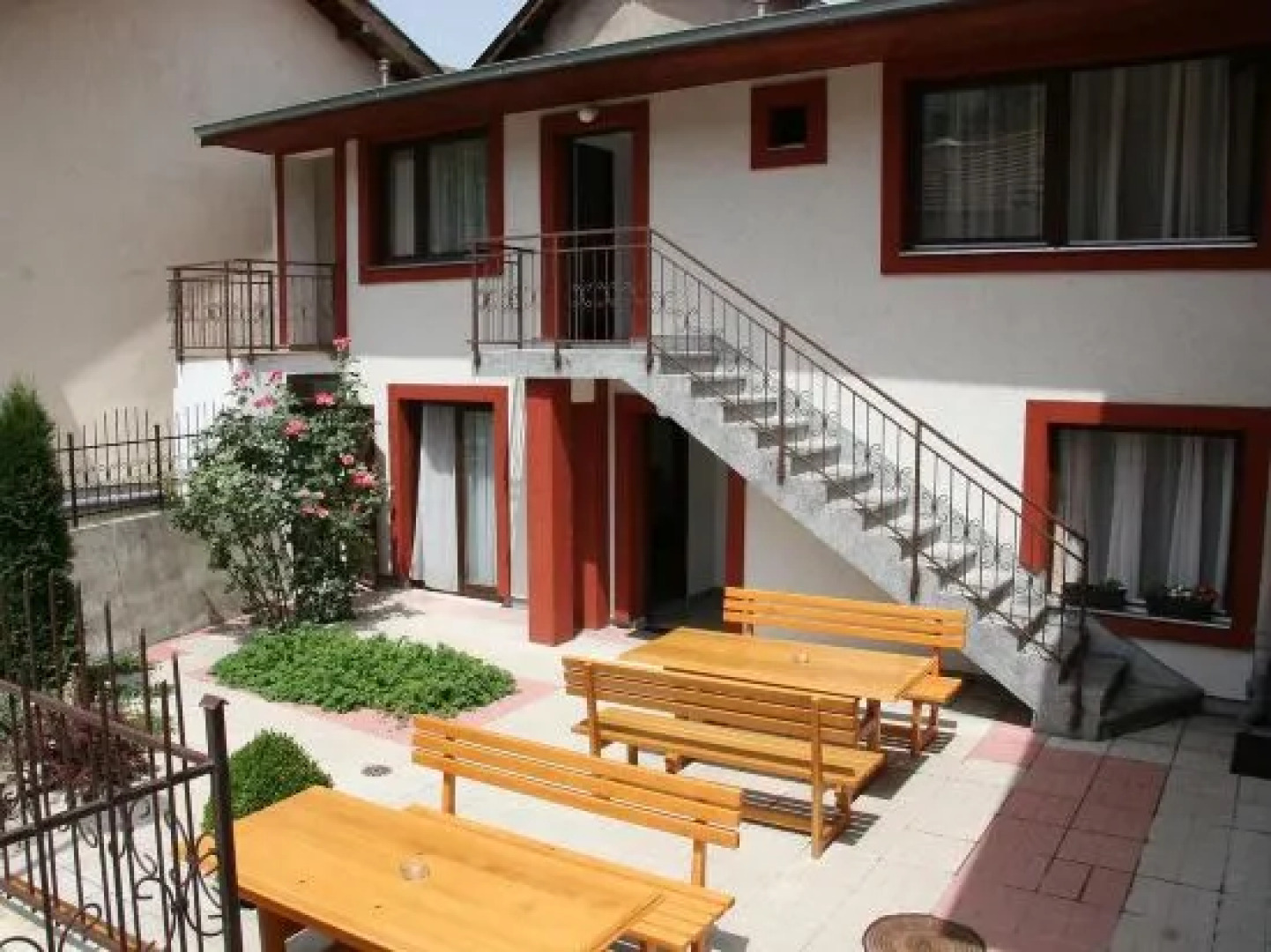 Guest accommodation Zone