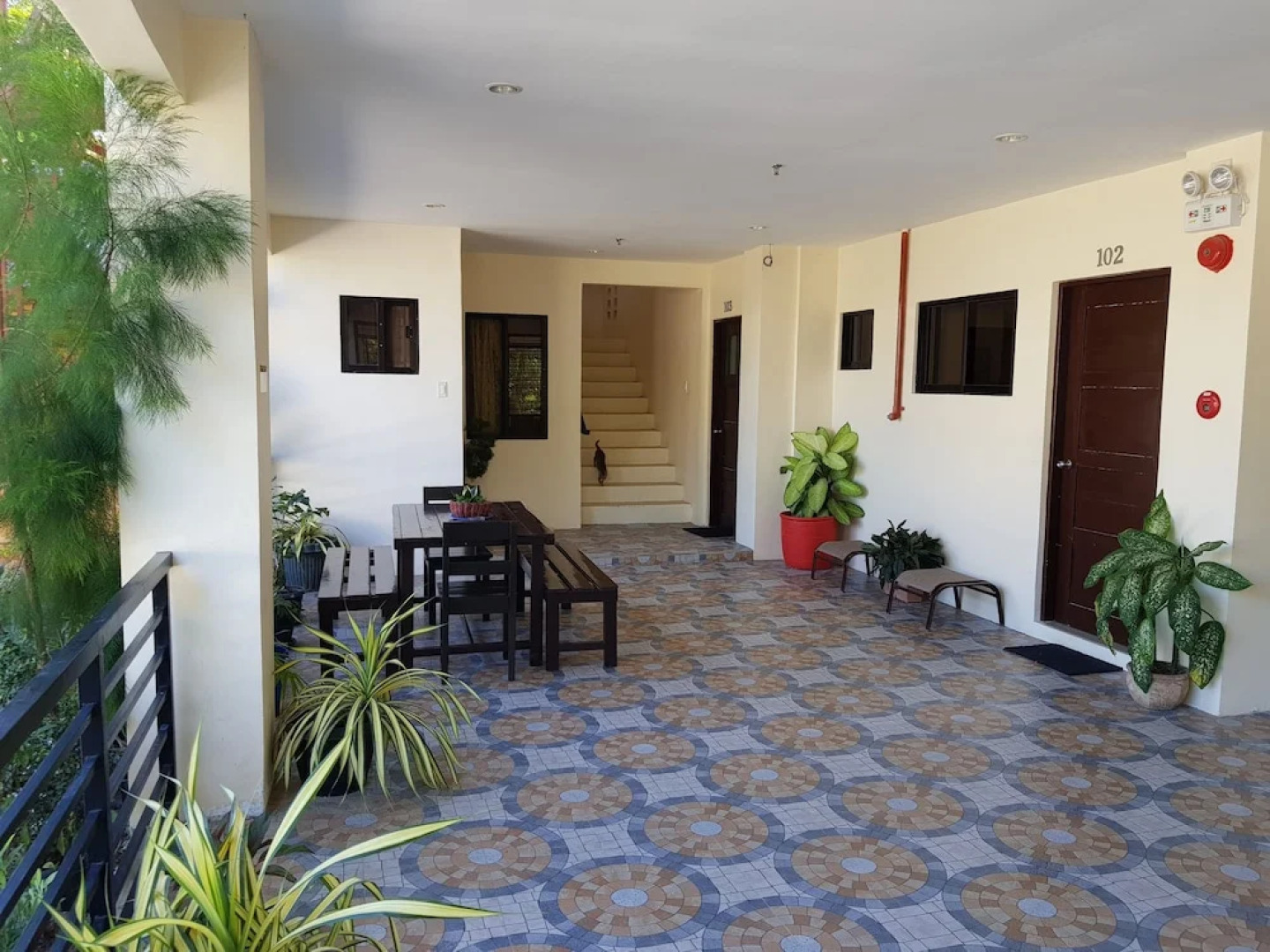 Spacious Private apartment at Laorenza Residences