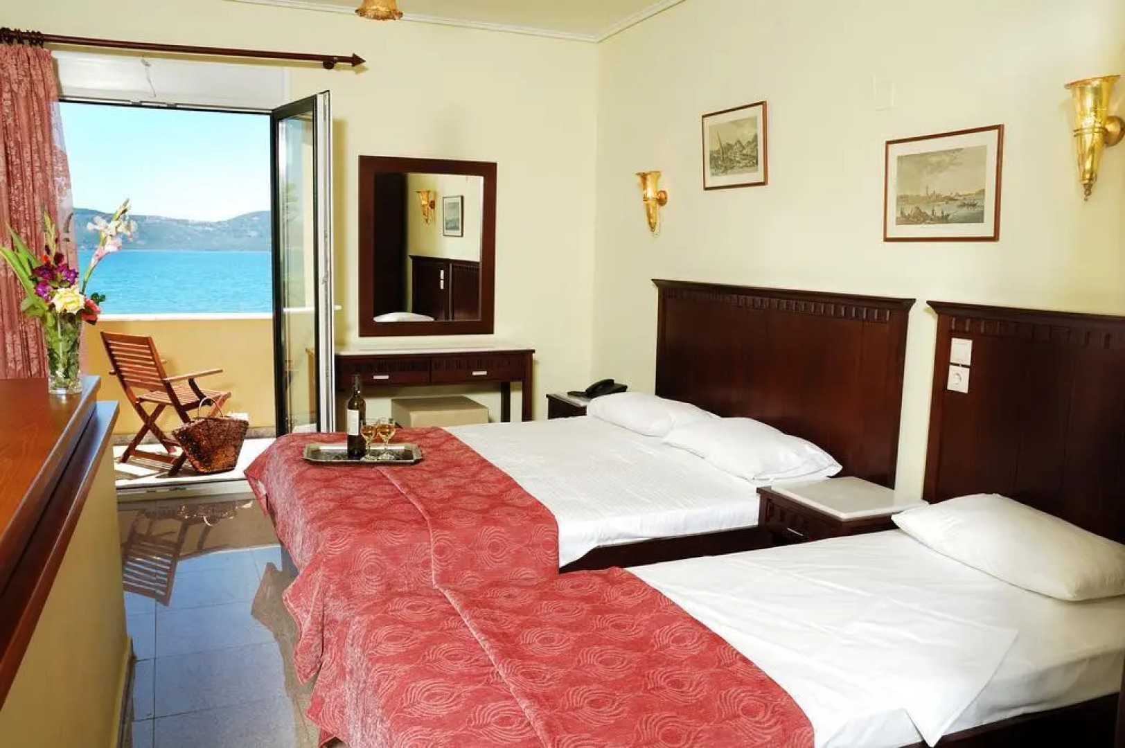 Ariadnes Holiday Accommodation II