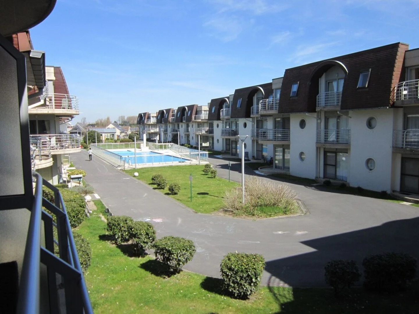 Luxurious Apartment in Bredene With Swimming Pool