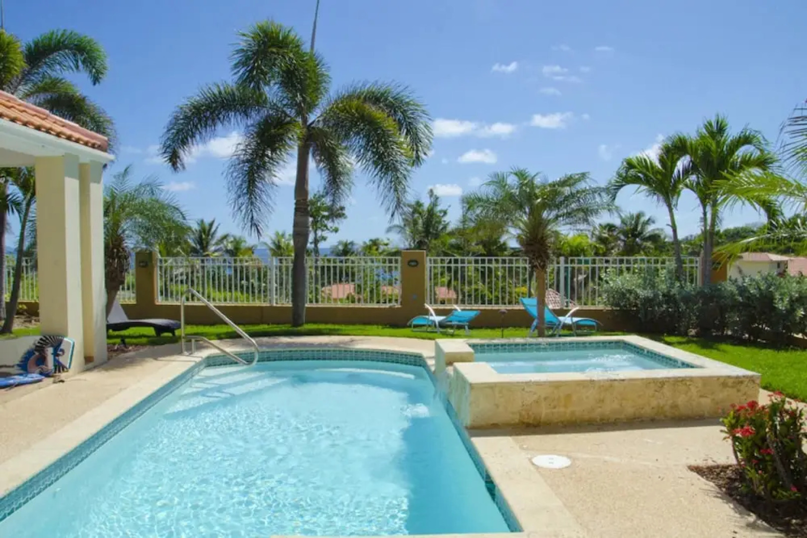 Castle Garden Recently Remodeled Luxury House With Ocean View Generator 51