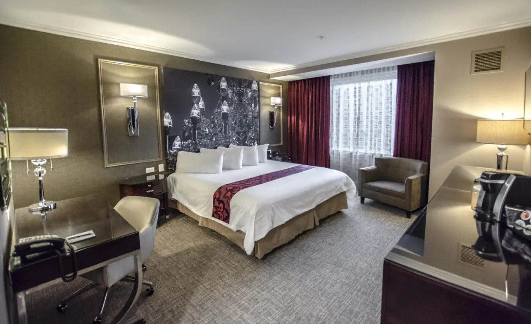 The Delavan Hotel & Spa