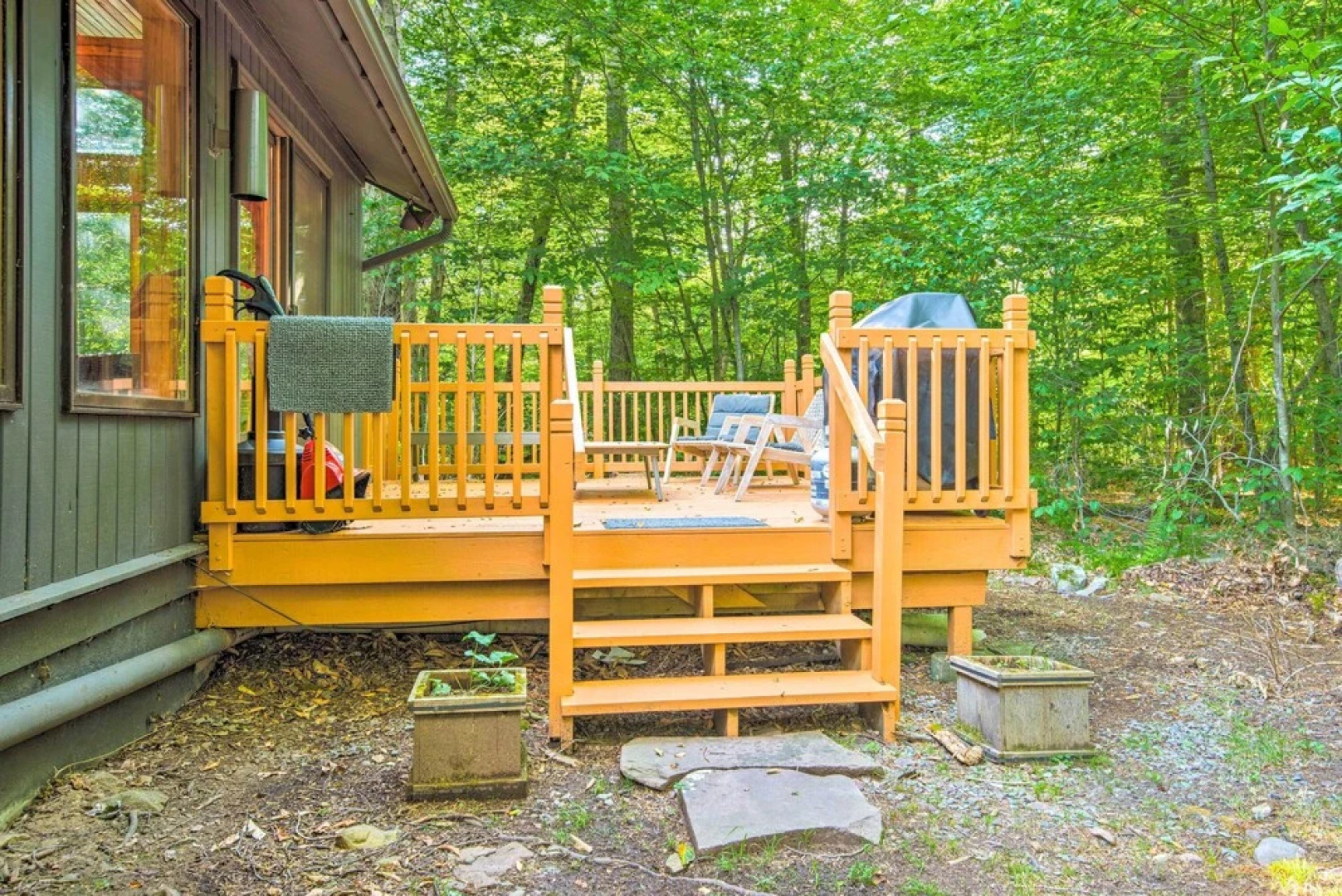 Pet-friendly Pocono Pines Rental w/ Hot Tub!