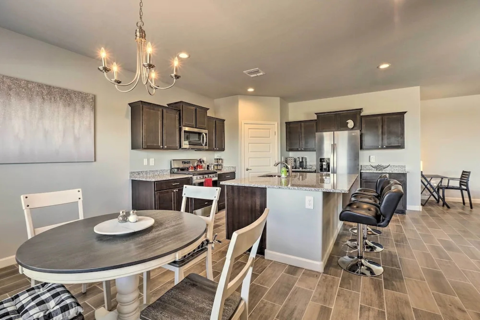 Inviting Sahuarita Home < 5 Mi to Lake Park!