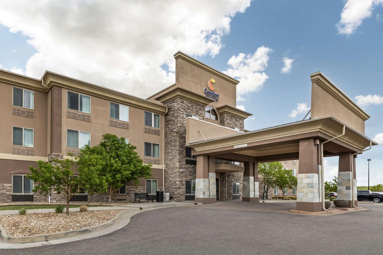 Comfort Inn & Suites Brighton Denver NE Medical Center