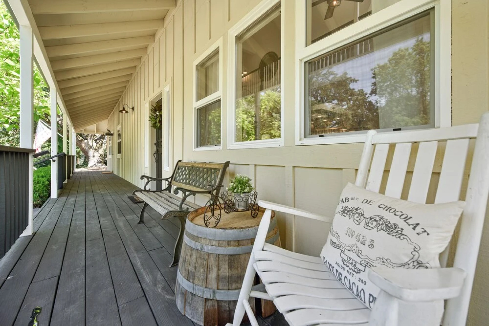 9412 Mervin Ave Home 4 Bedrooms 2.5 Bathrooms Home