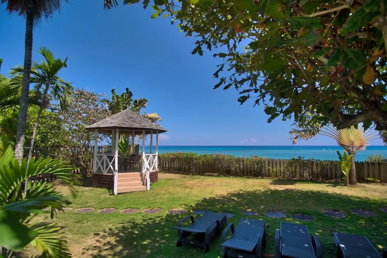 I Heart Ja Villa Turrasann