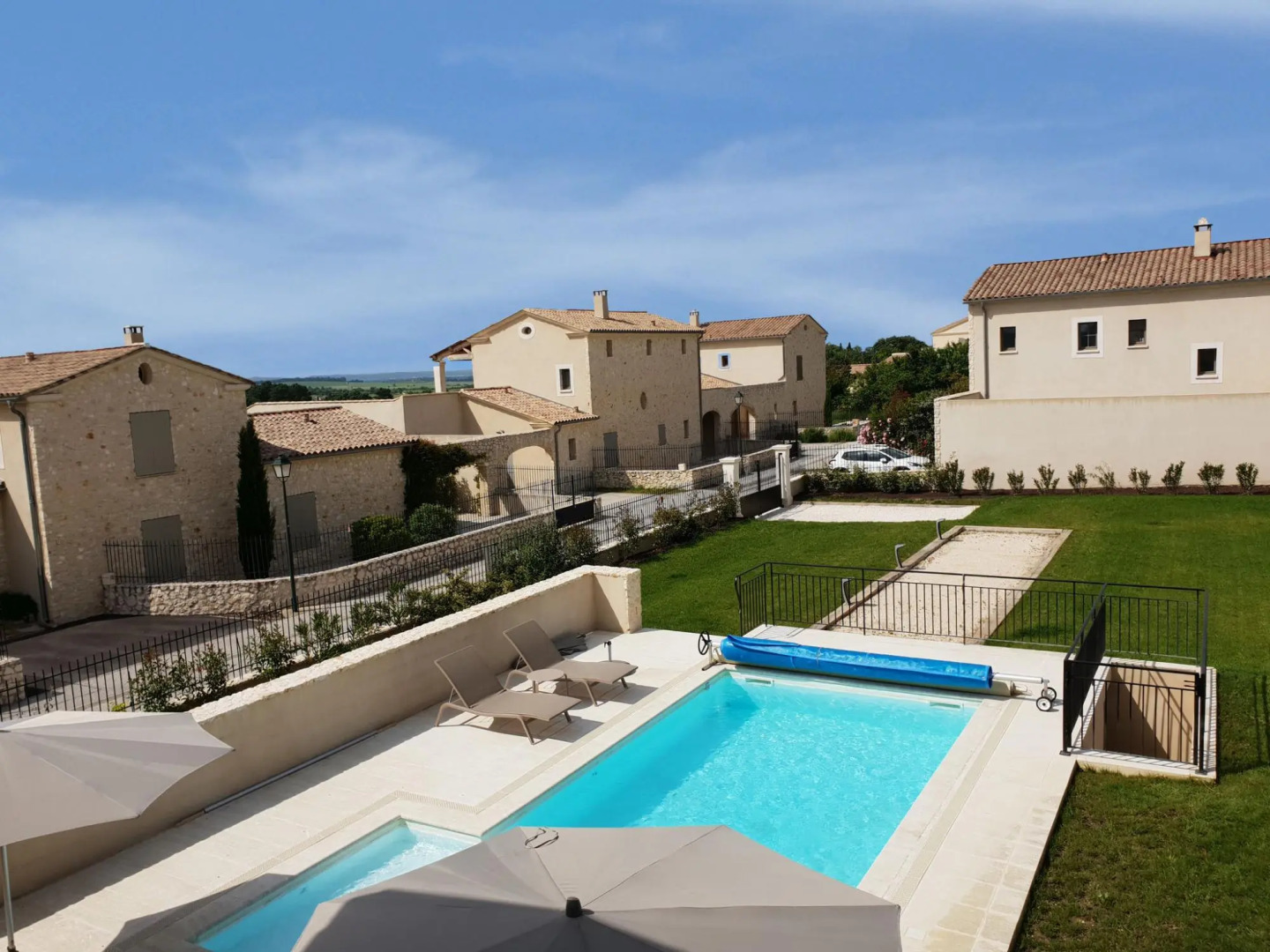 Stunning Villa in Uzès - Garrigues Sainte Eulalie With Pool