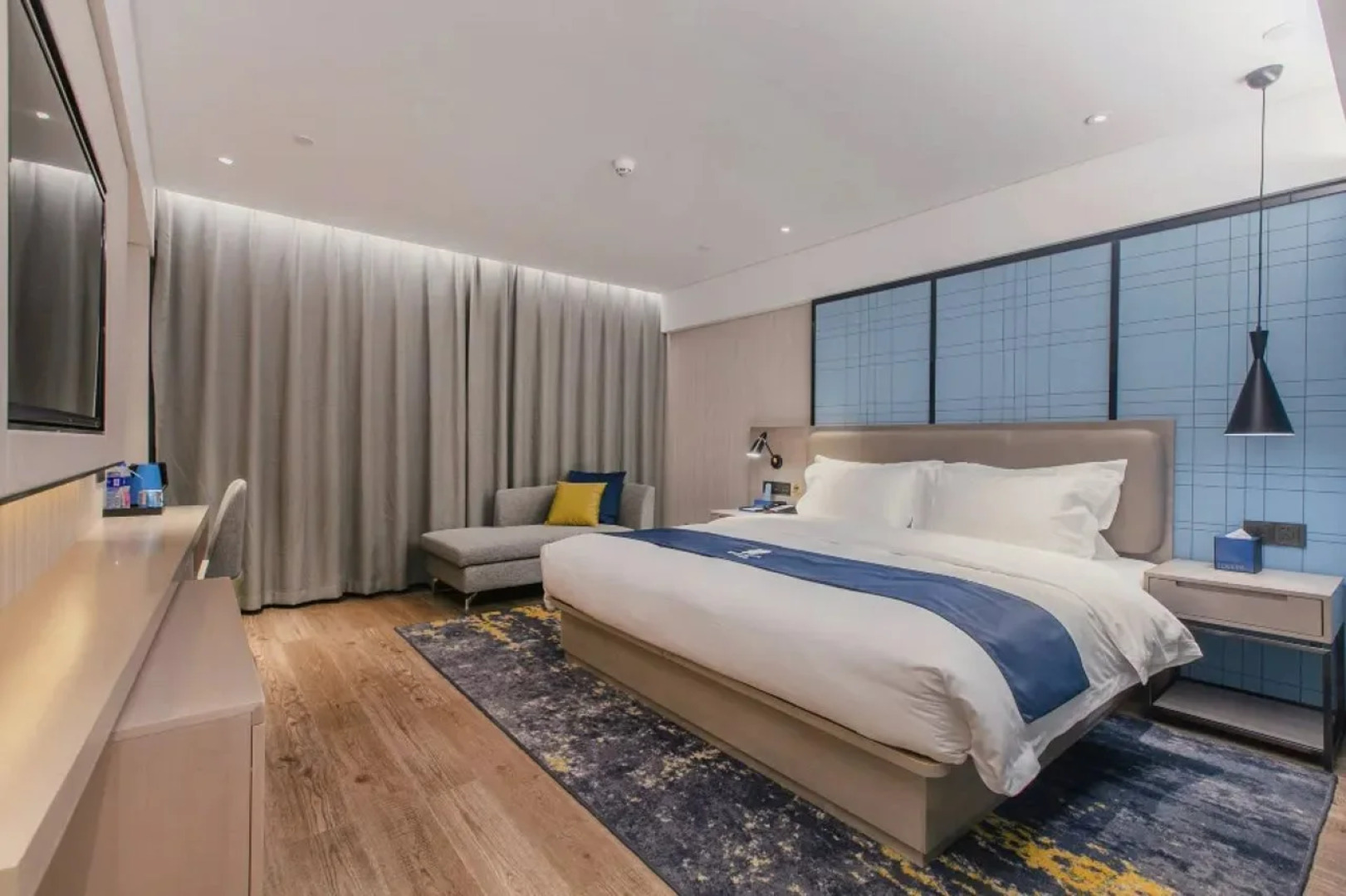 Echarm Hotel (Anlu Pedestrian Street)