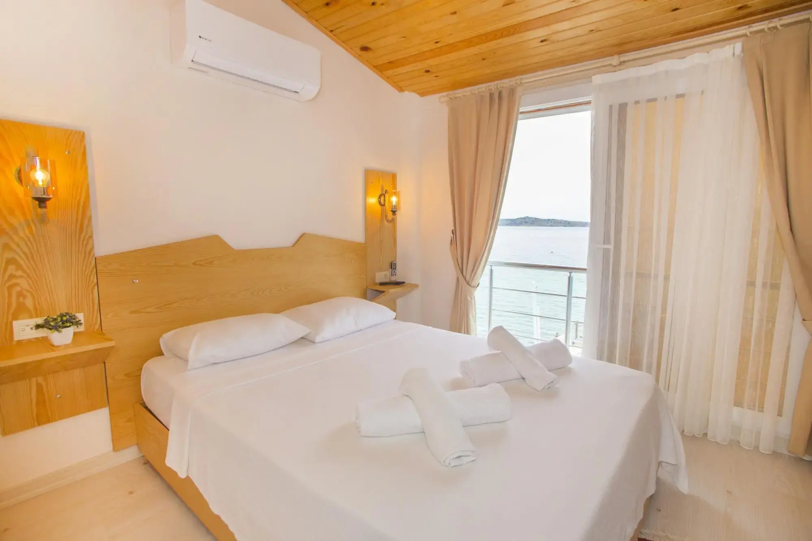 Yalim Hotel