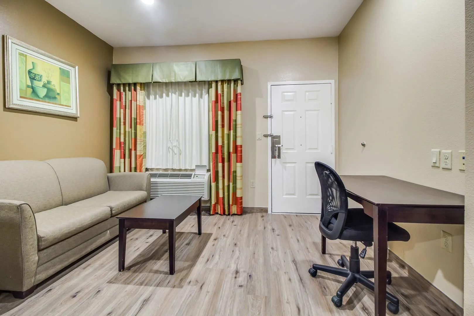 Americas Best Value Inn & Suites Tomball