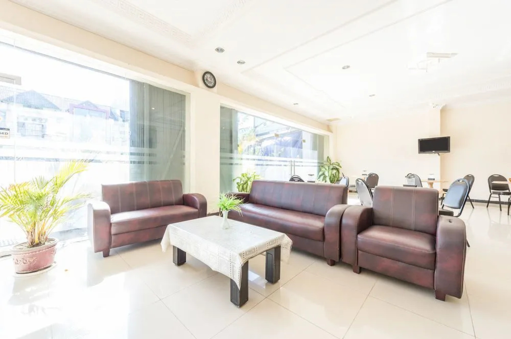 Airy Siranindi Sis Al Jufri 17 Palu