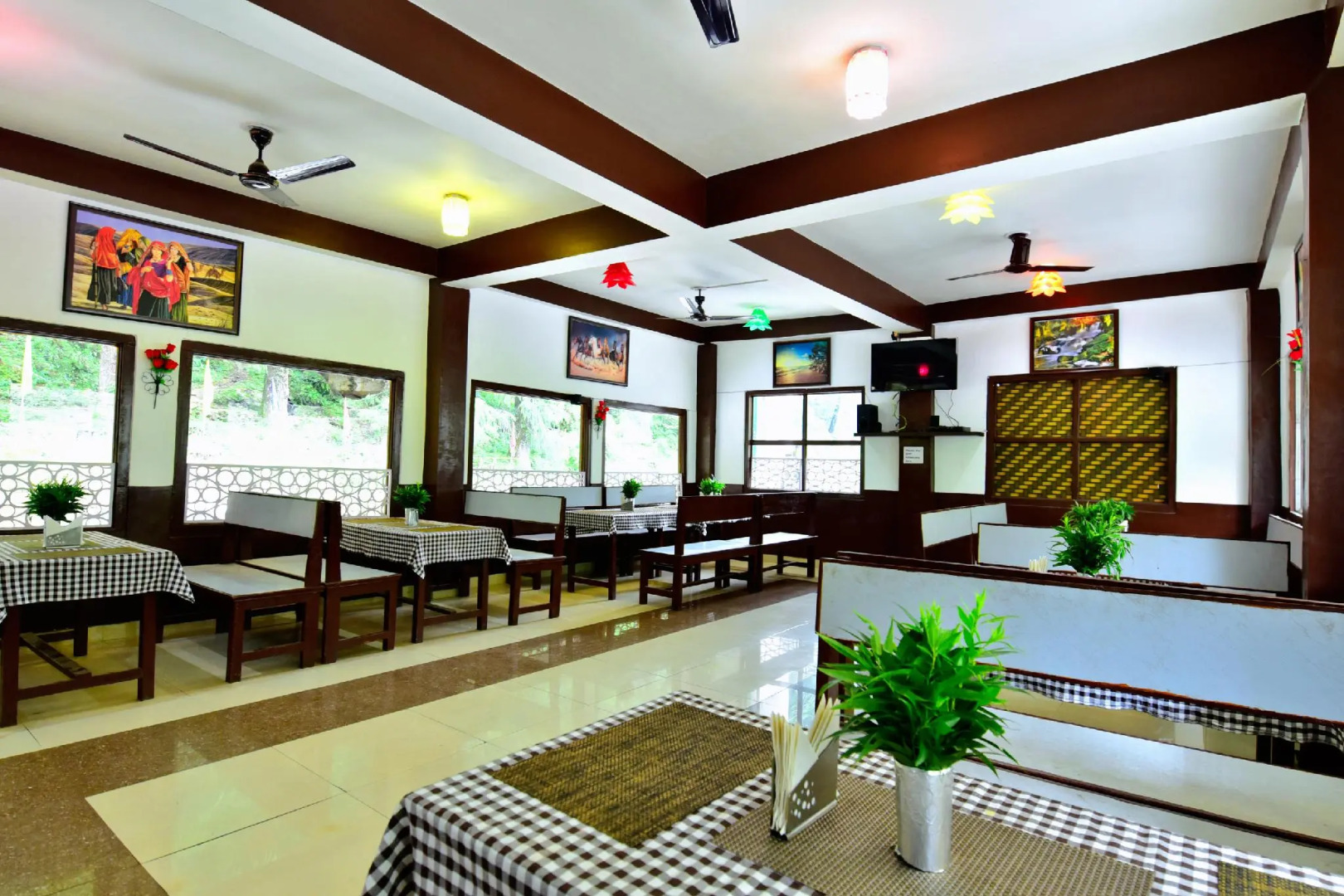 OYO 36033 Suma Ropa 99