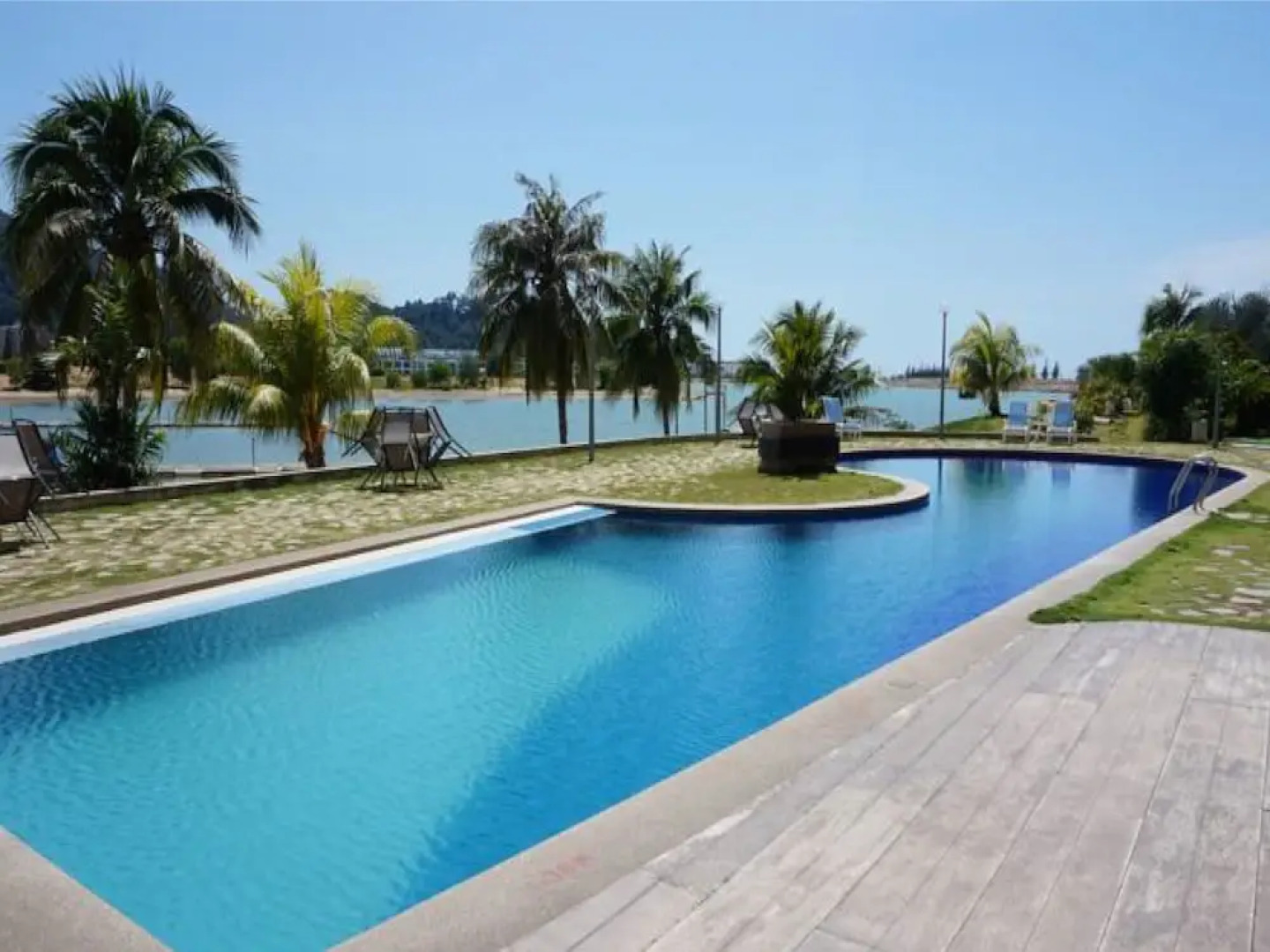 Marina Island Apartment