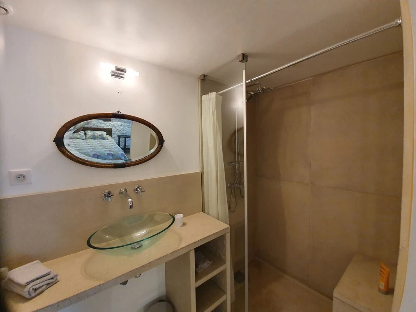 Modern Holiday Home in Olonzac with Private Swimming Pool