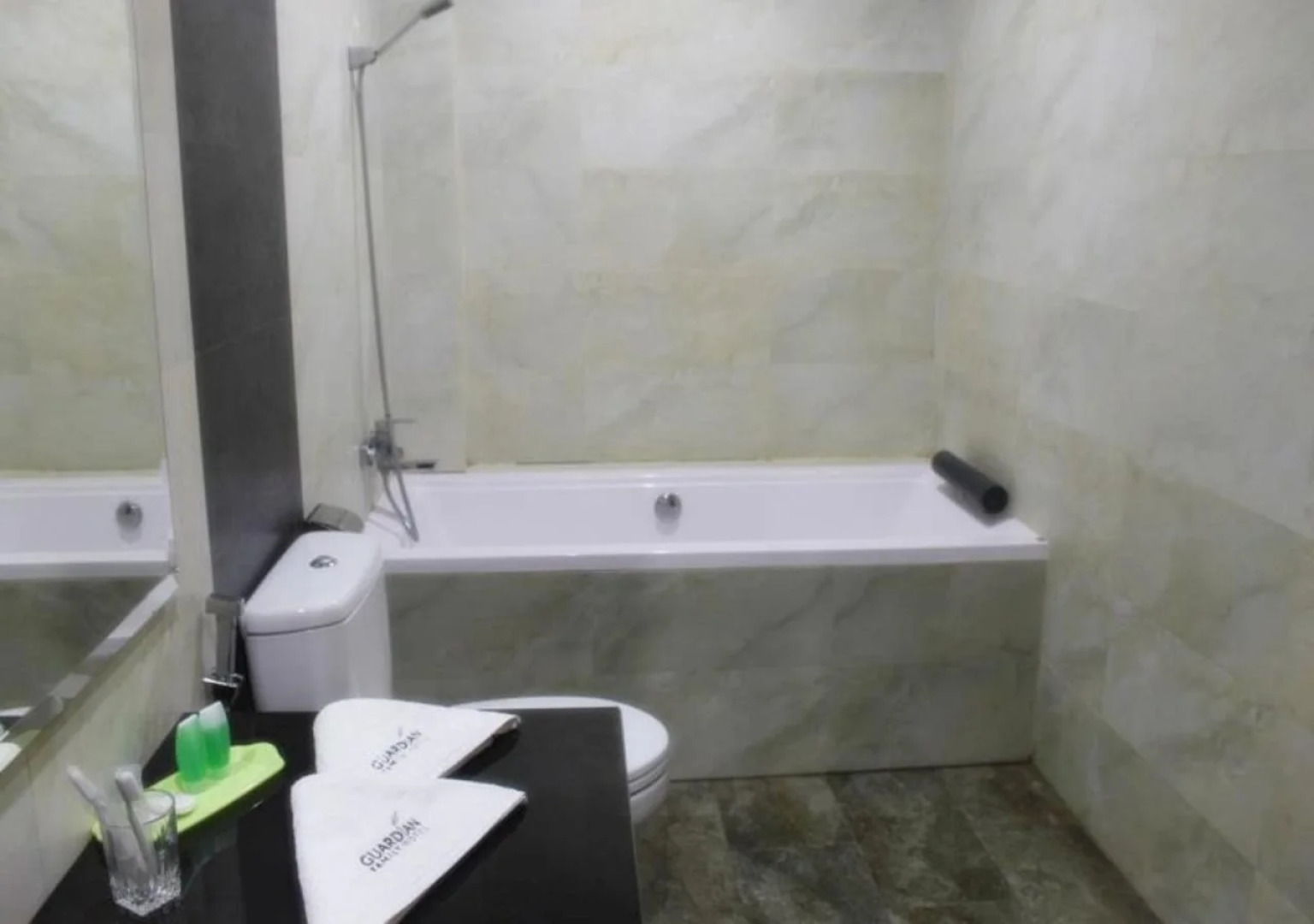 Guardian Family Hotel