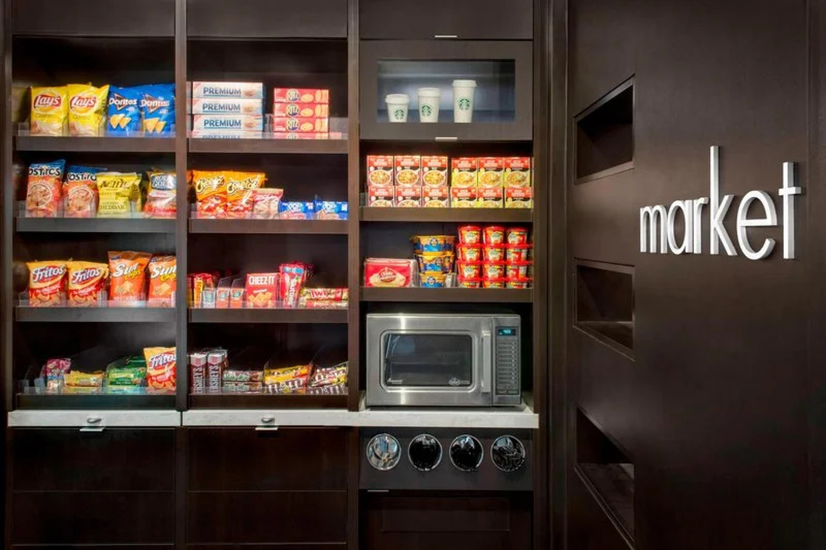 Courtyard Newark Elizabeth