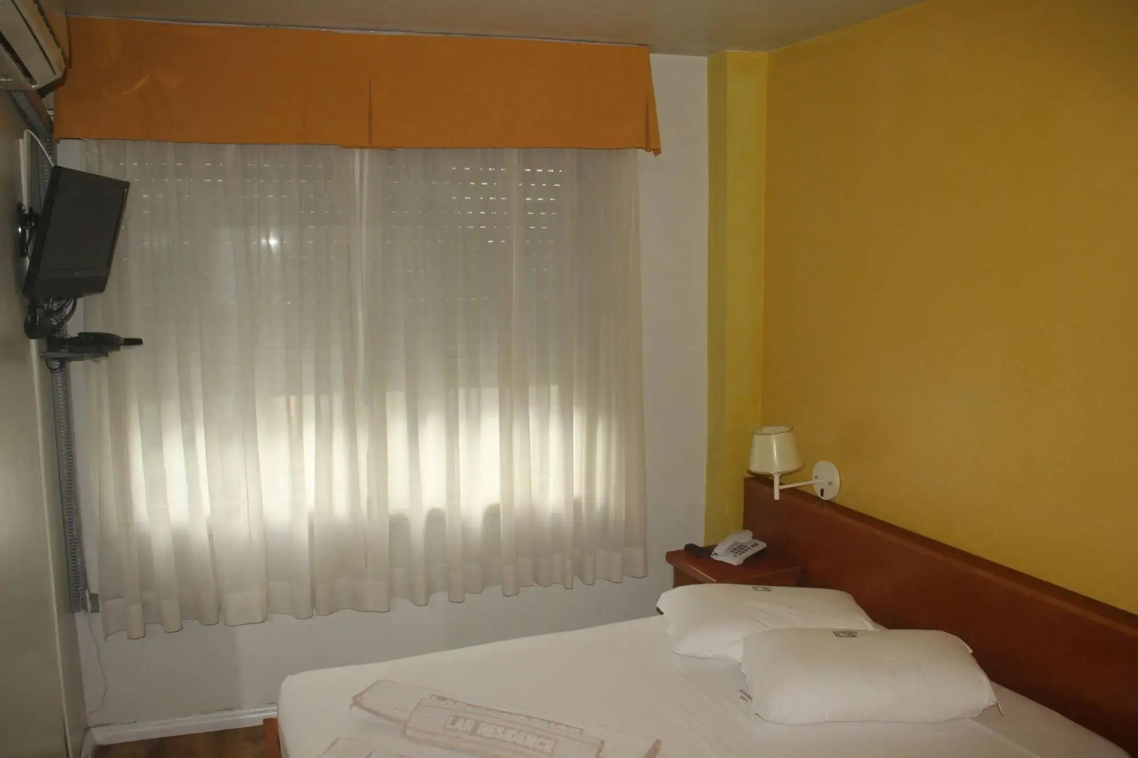 Lar Residence