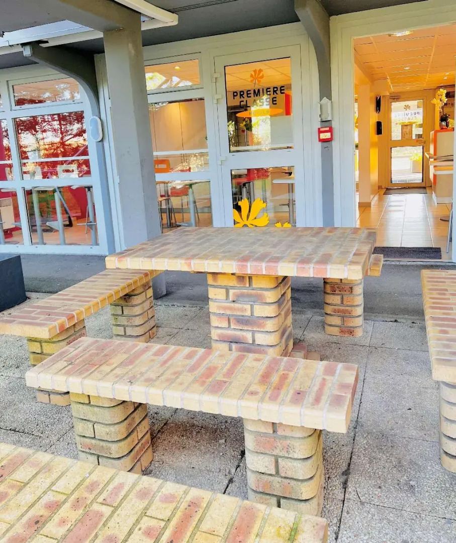 Hotel Première Classe Saint Quentin En Yvelines - Elancourt