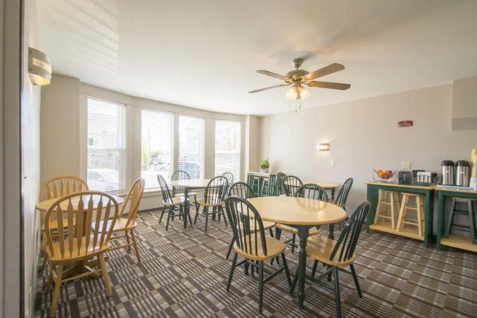 Sunrise Inn Villas and Suites