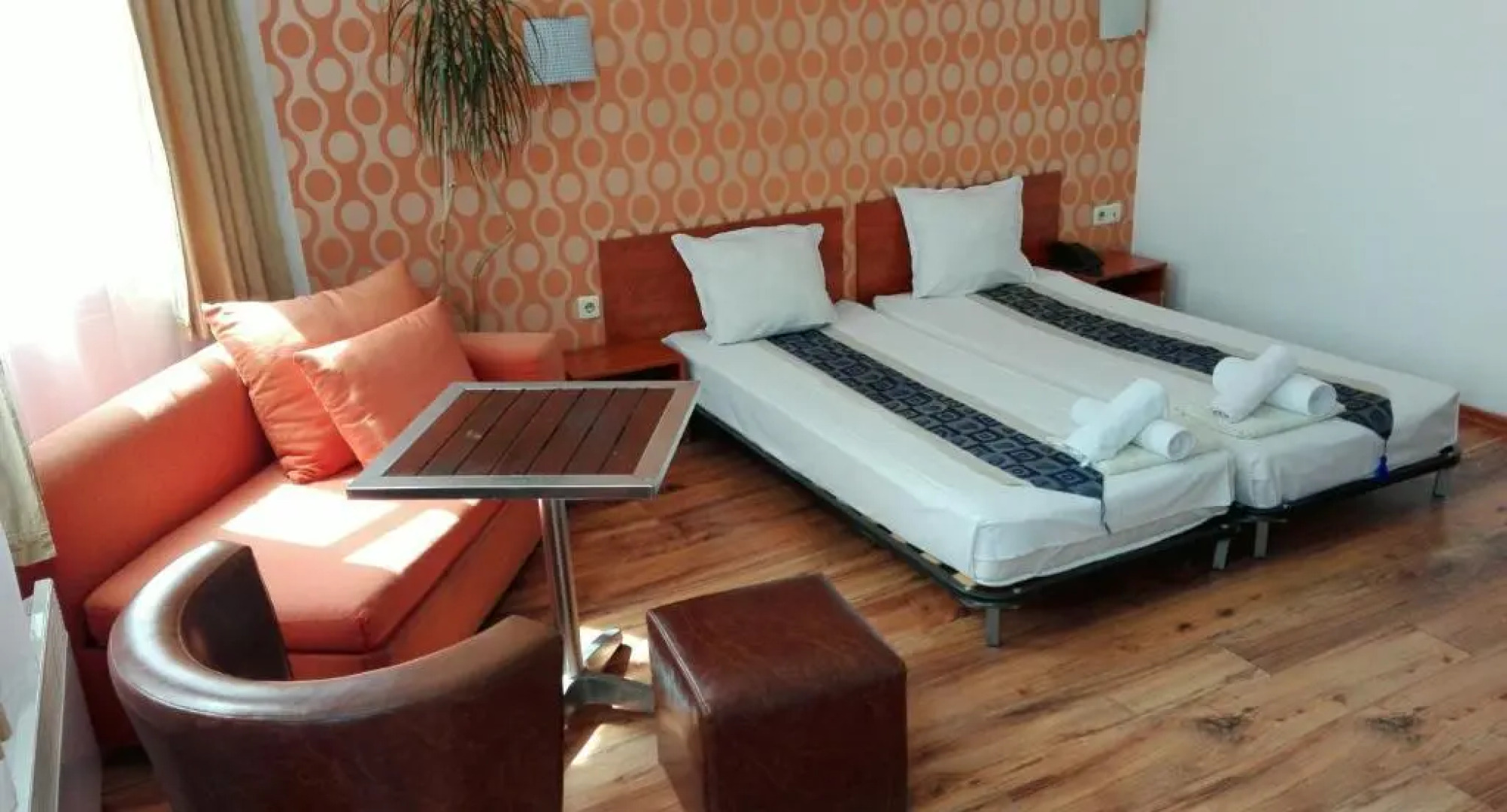 Scottys Boutique Hotel