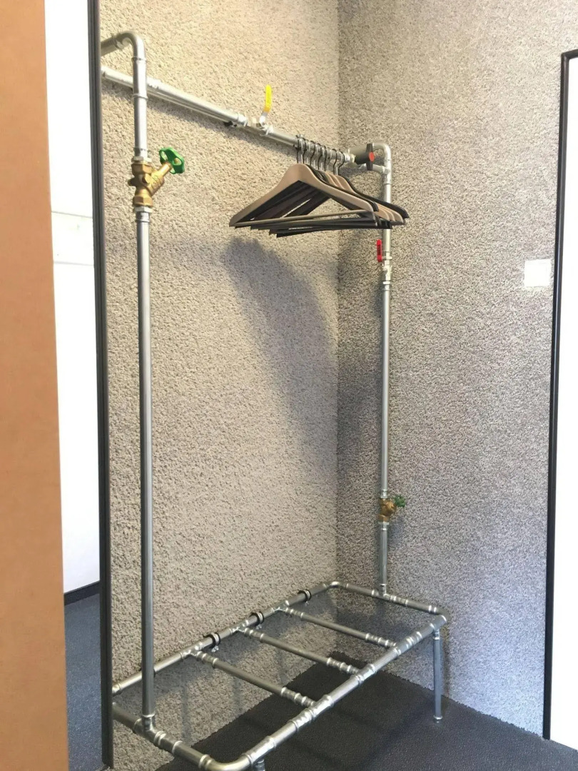 Hotel H.E.Y.M.A.N.N.