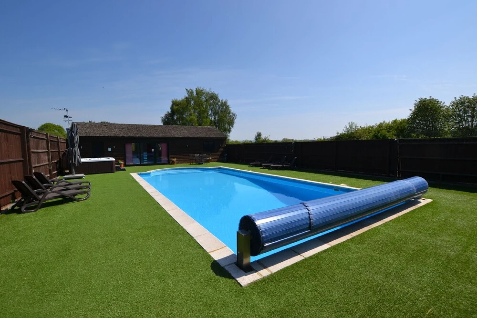 The Chiltern Lodges at Upper Farm Henton