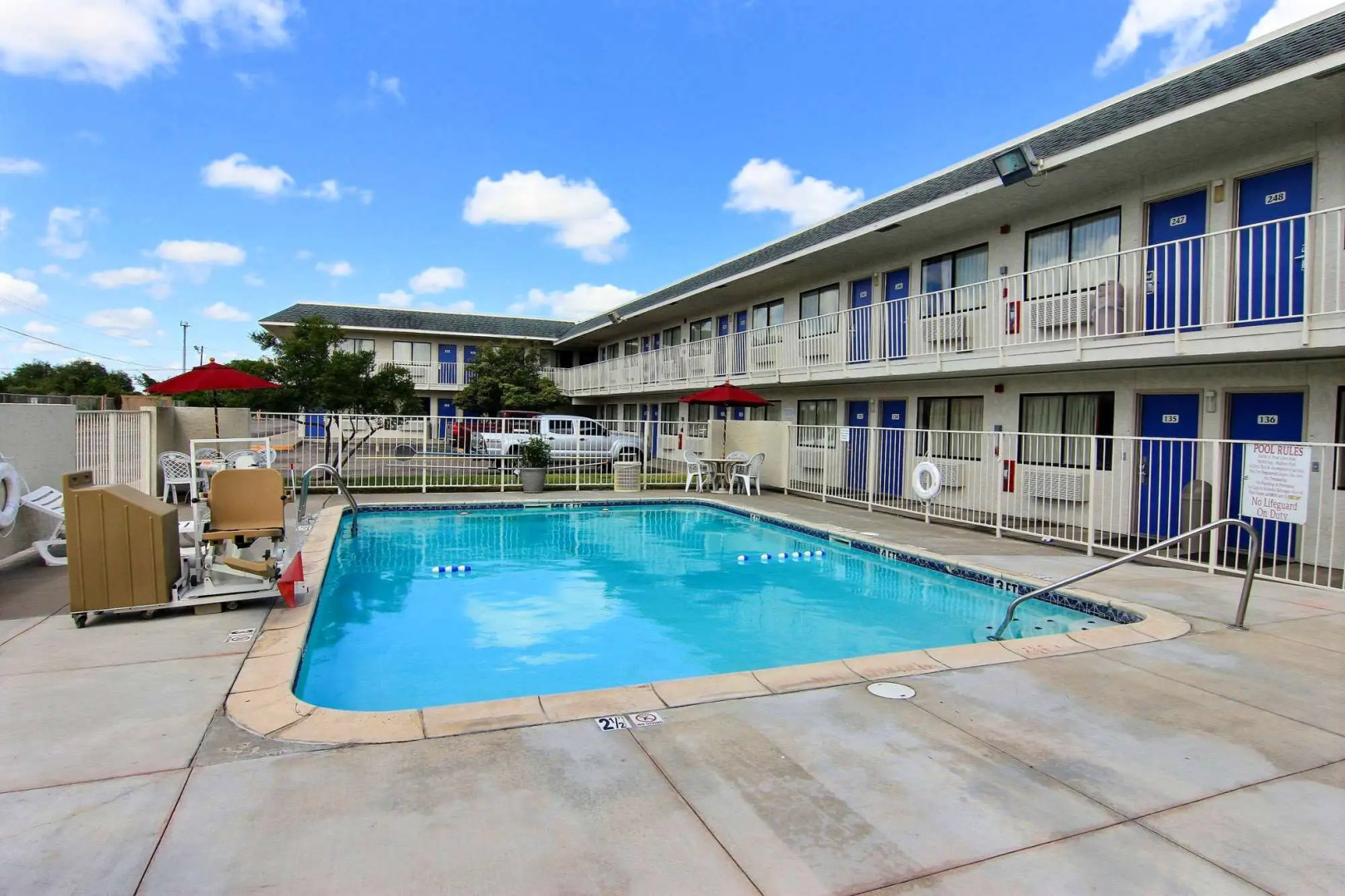 Motel 6 Kingsville, TX