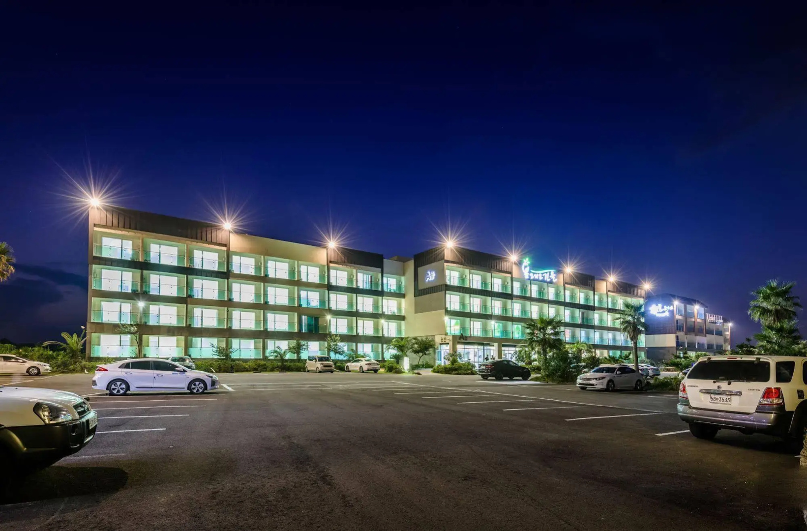Spring and Autumn Hotel&Resort