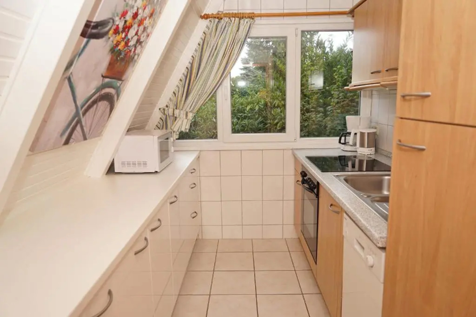 Zeltdachhaus _ 2 x TV _ ruhige Lag