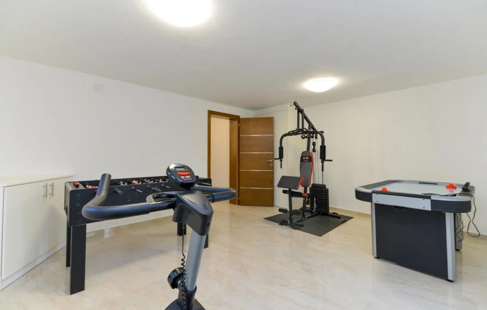 Nice Home in Rovanjska With 4 Bedrooms, Wifi and Outdoor Swimming Pool