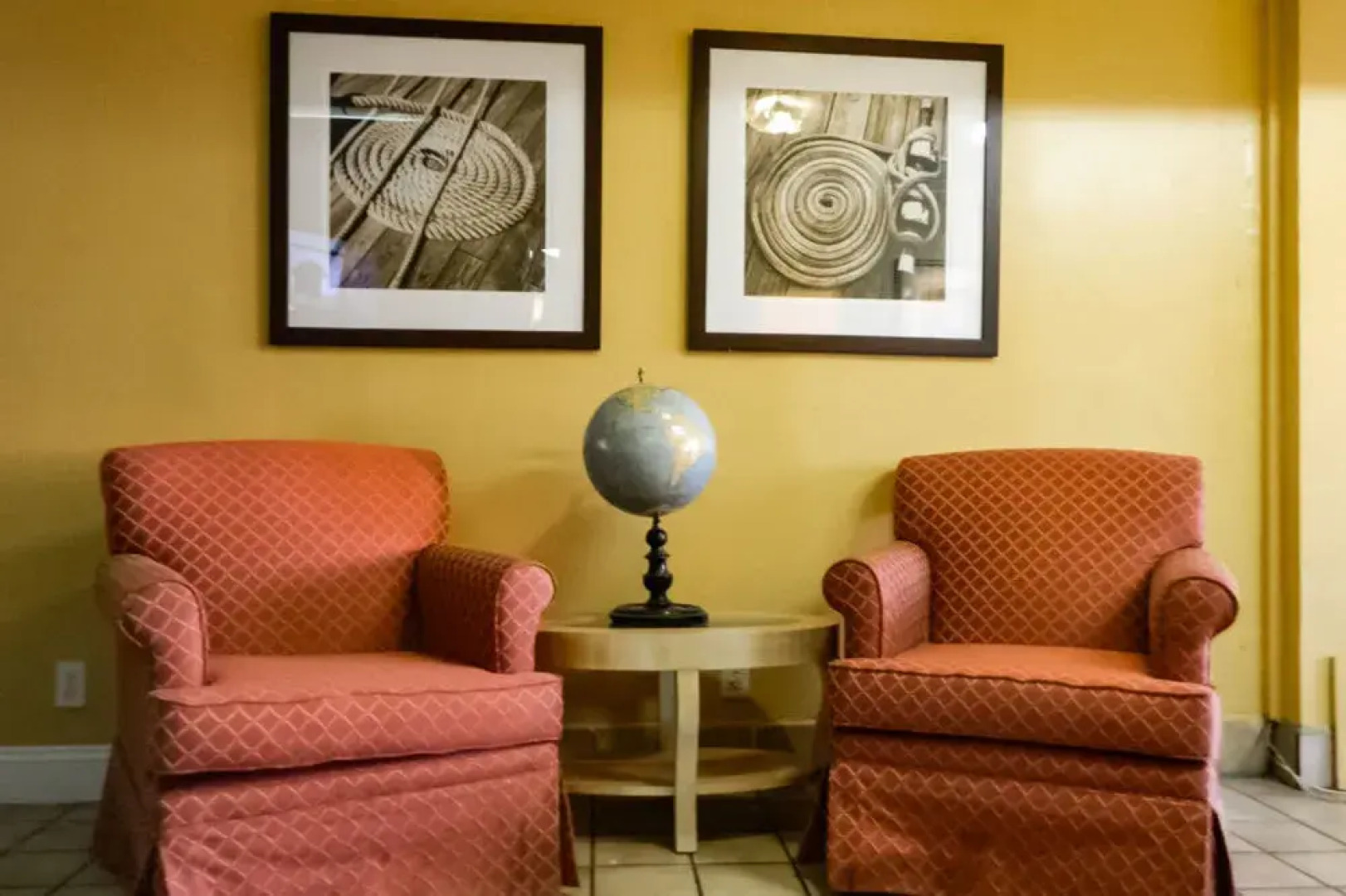 Econo Lodge I-5 at Rt. 58