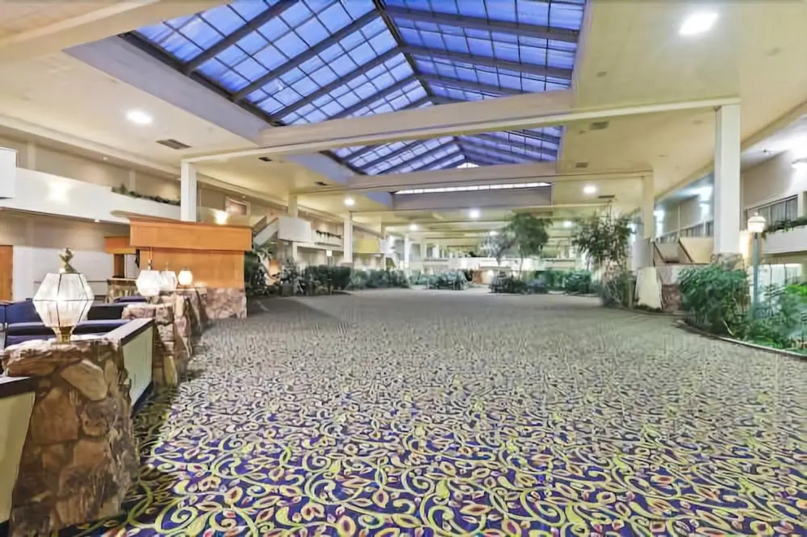 Holiday Inn Park Plaza