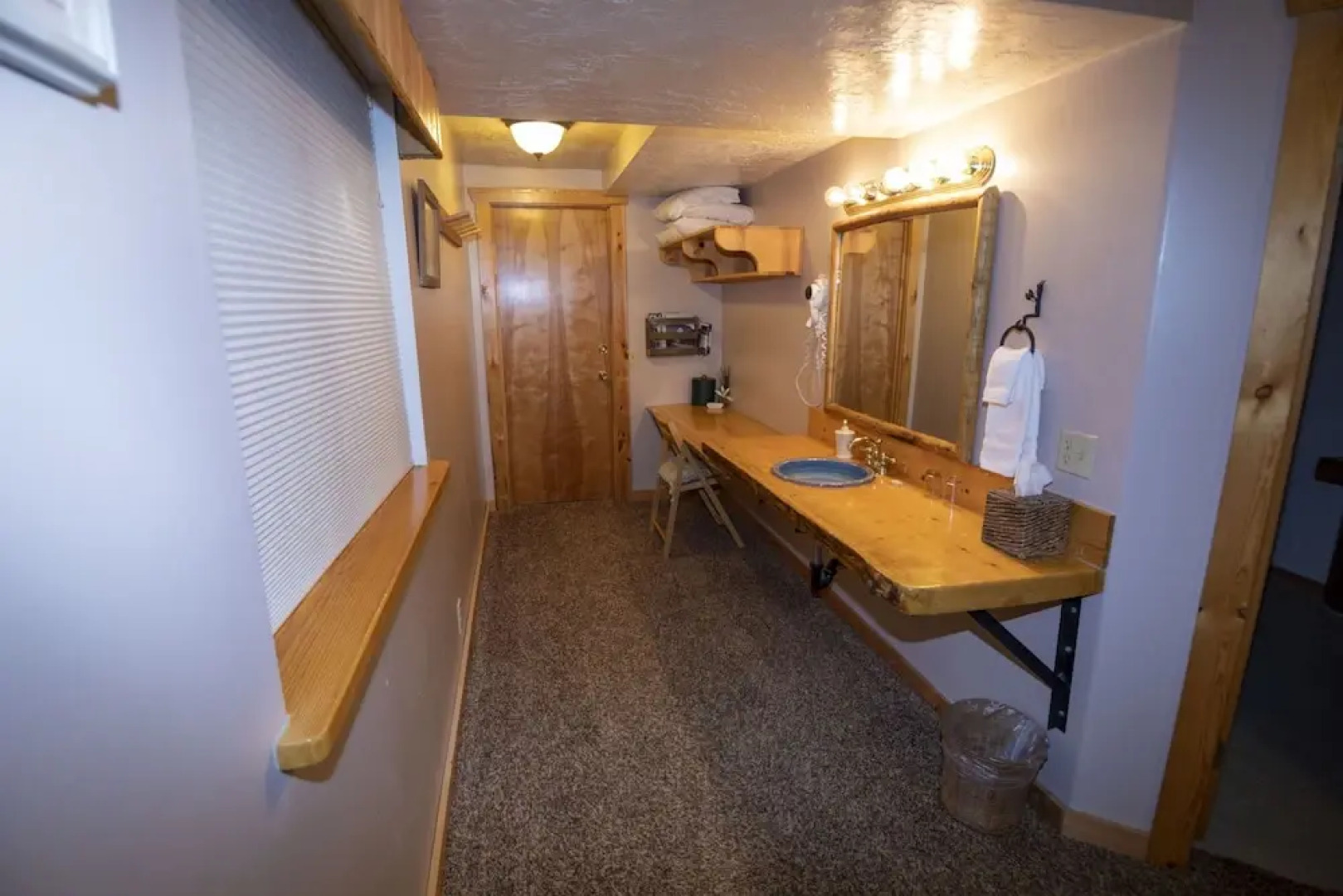 Snowberry Inn Bed & Breakfast